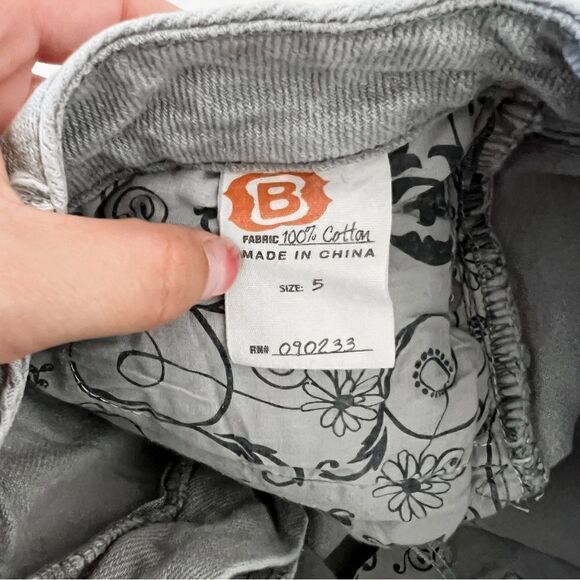 Bullhead Denim Mini Skirt Pac Sun Distressed  Size 5 - Picture 4 of 8